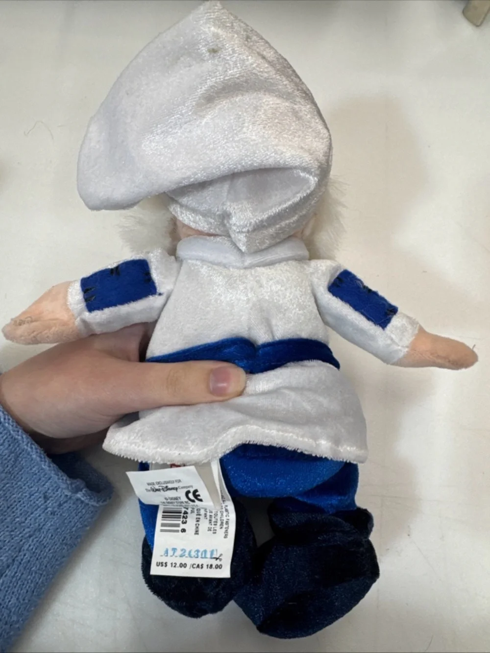 Disney's Seven Dwarfs, "Bashful" Blue & White 9" Beanie/Plush - Picture 3 of 5